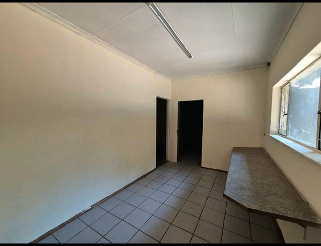 3 BEDROOM FREESTANDING FOR SALE IN ELANDSRAND